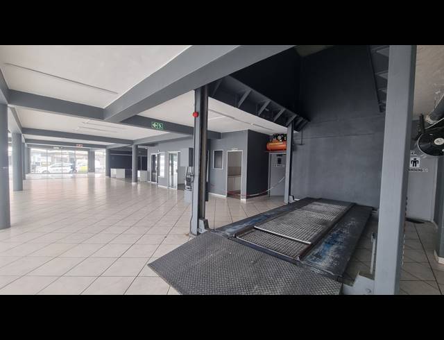 824M² BUILDING FOR SALE IN GOODWOOD CENTRAL